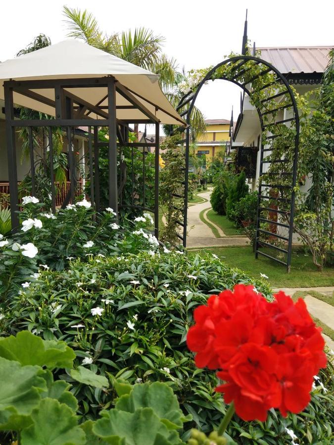 Spring Inle 3*